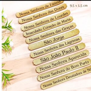 Etiqueta com nome para Santinhas