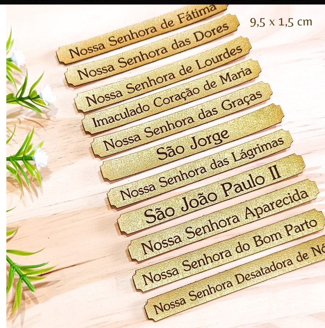 Etiqueta com nome para Santinhas